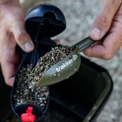 TRAKKER Bait Scoop Set -Outdoor Gear Shop go 423857 g